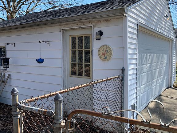 4th image of 43 28th St S