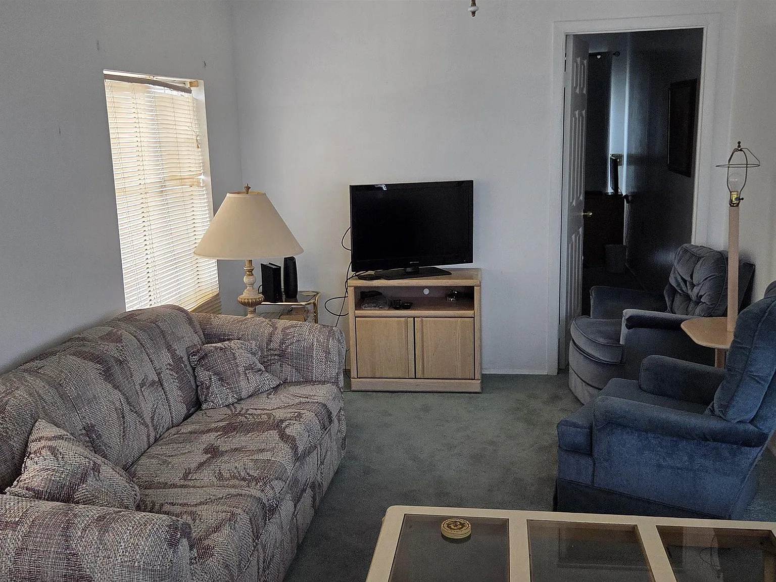 2 bed, 1.0 bath, 780 sqft, $1,850 — Photo 2