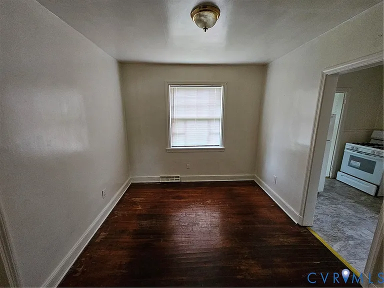 1305 Chambers St — Photo 4