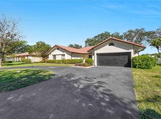 Pine Ridge, Coral Springs, FL 33067