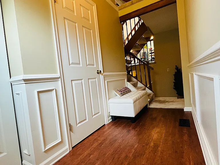 5083 Empire Dr #1 — Photo 3