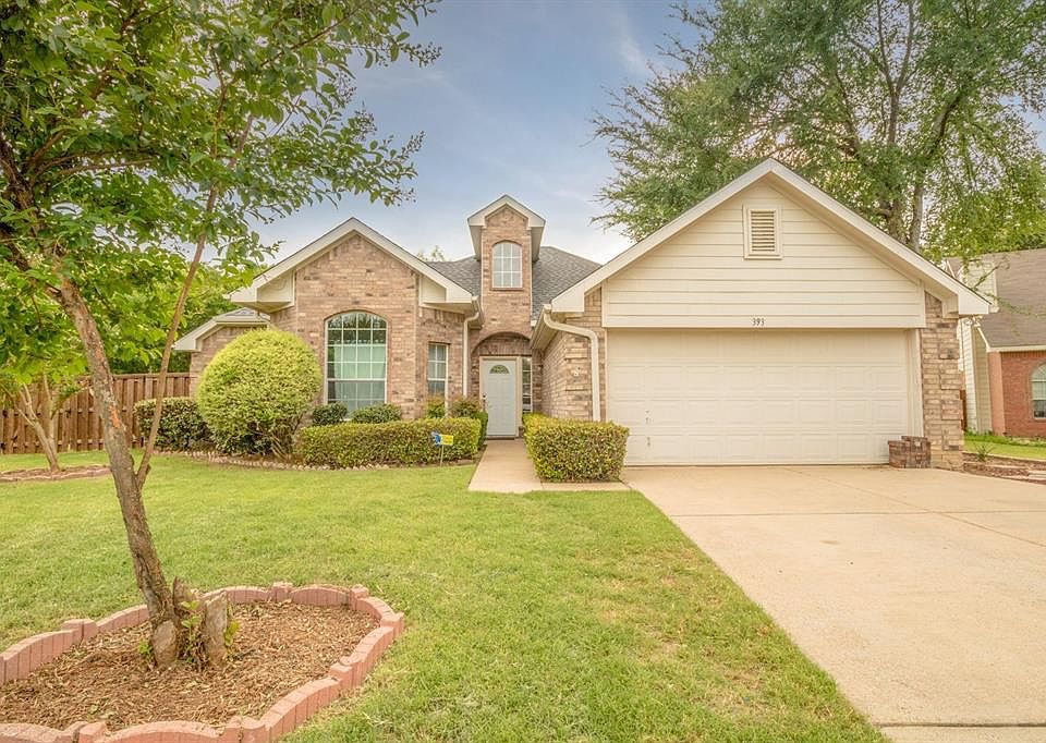 1st image of 393 Sunrise Cir