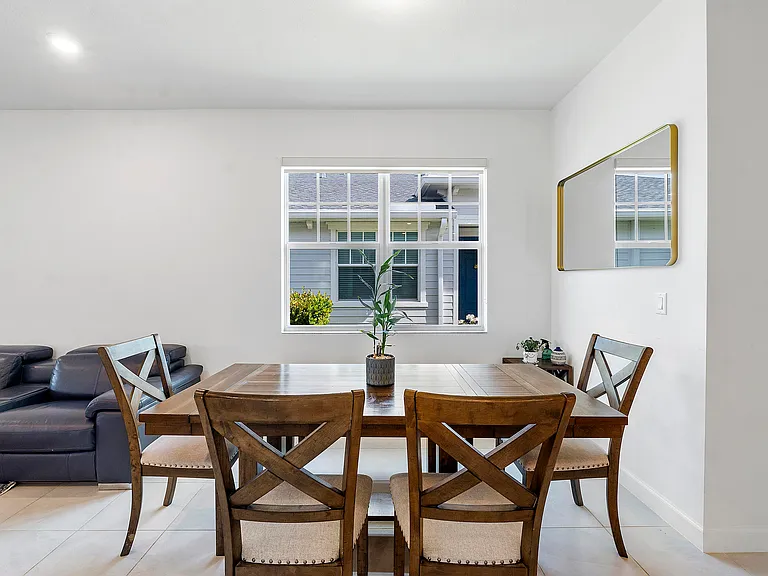1325 Haywagon Trl — Photo 8