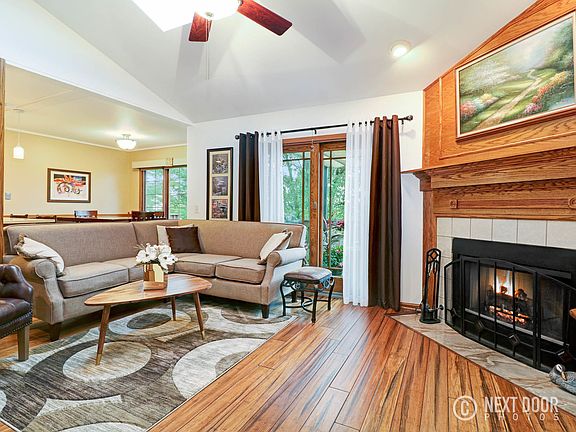 4th image of 913 Ascot Dr