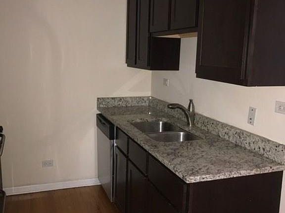 4th image of 3104 W Ainslie St #1713
