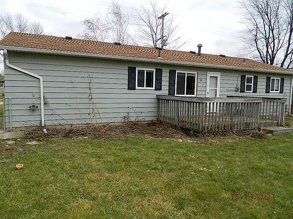 2nd image of 3641 Bauer Dr
