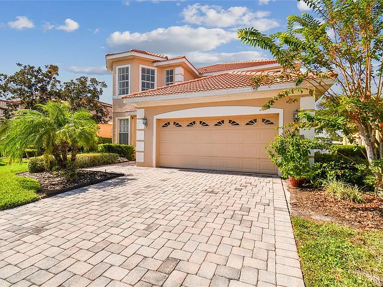 18026 Java Isle Dr — Photo 1