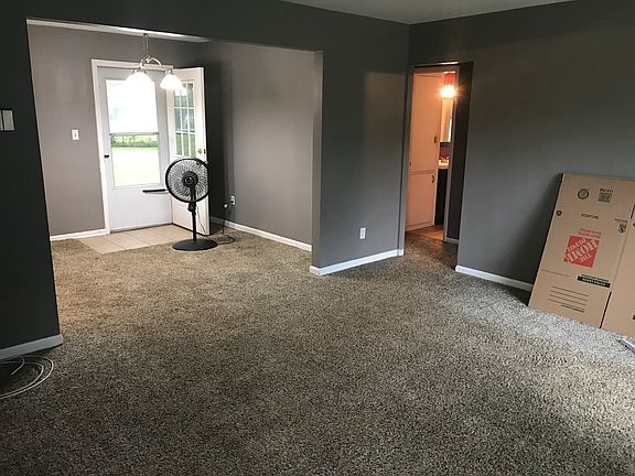 4th image of 10033 Lynden Oval #1