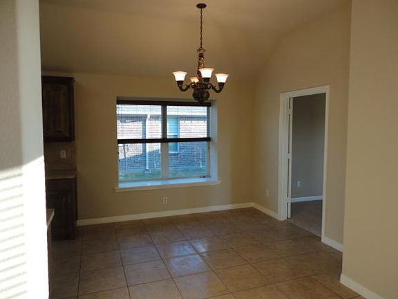 3rd image of 4012 Palomino Dr