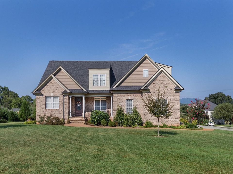 1st image of 103 McKenna Cir