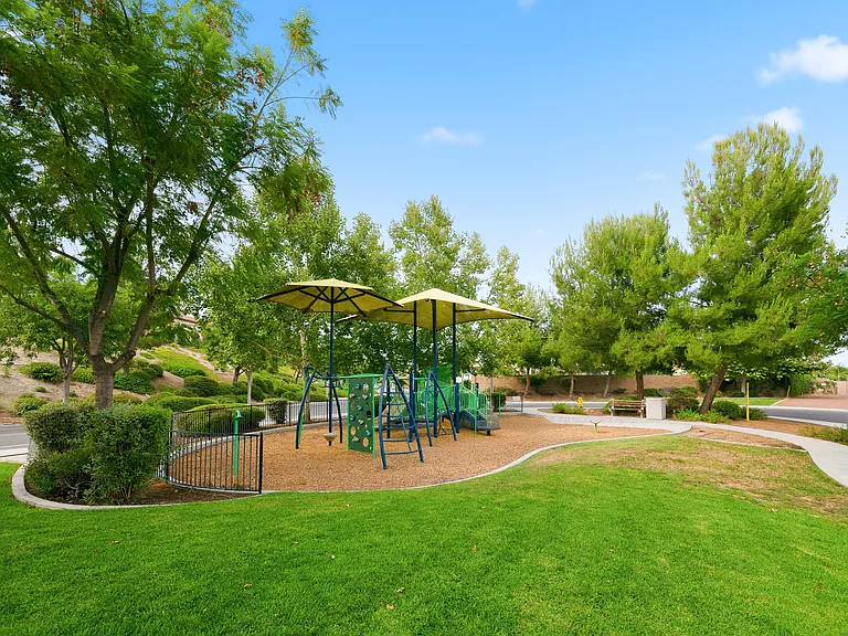 10828 Portofino Ln — Photo 47