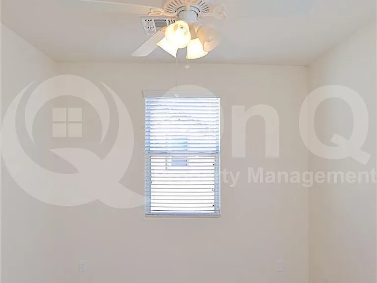 4028 E Tulsa St — Photo 11