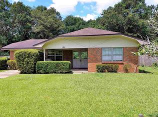 125 Greenridge Dr, Pensacola, FL 32534