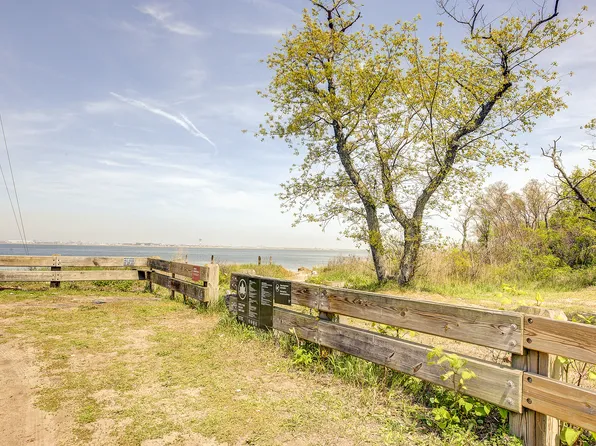 627 Beach 65th Street image 29 of 30