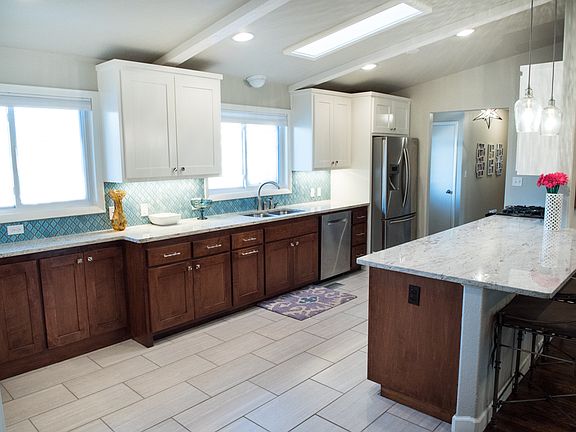 Great storage, large island