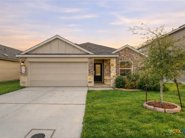 2717 San Martin Ln, Seguin, TX 78155