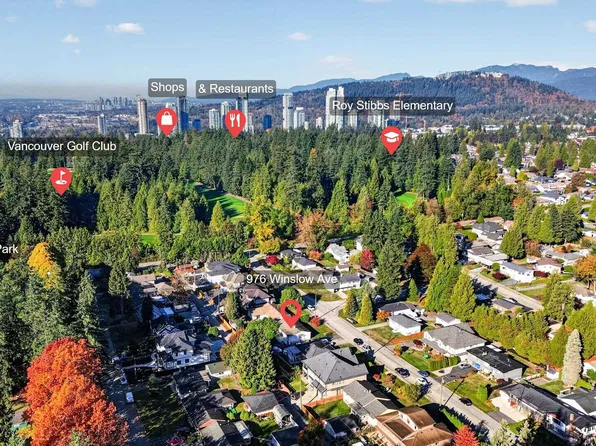976 Winslow Ave, Coquitlam, BC V3J 2E8