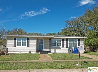 1104 S 13th St, Copperas Cove, TX 76522