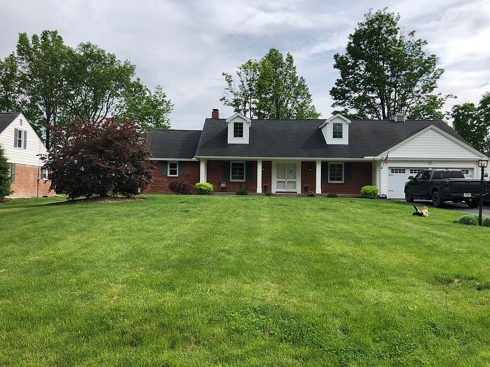 1st image of 347 S Countryside Dr