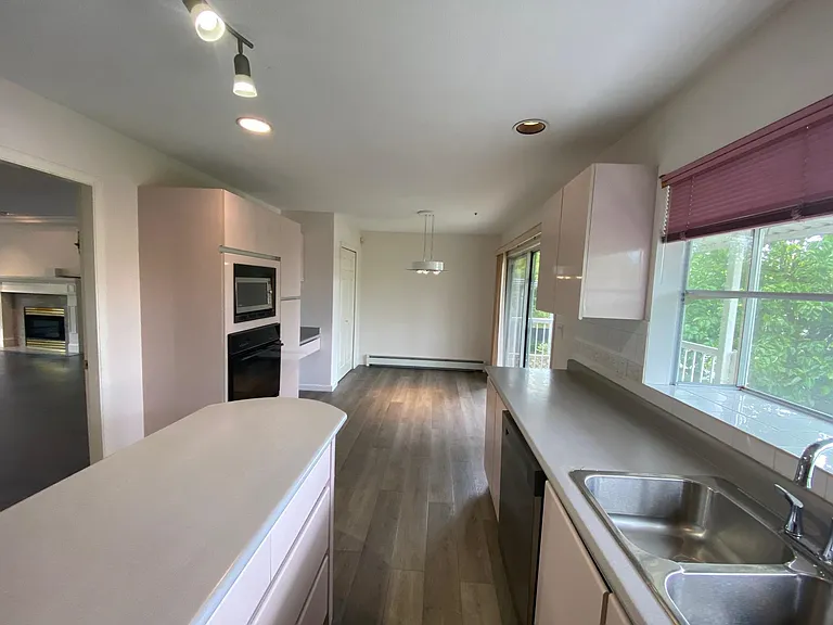 7771 French St — Photo 7