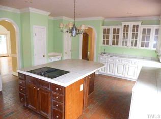 2317 Rockwood Dr, Sanford, NC 27330