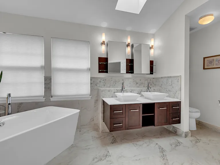 1402 Bermuda Dunes Ct — Photo 29