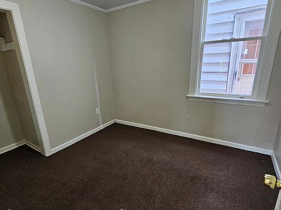 4th image of 444 20th St #1
