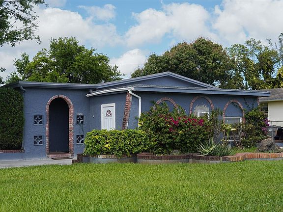 3rd image of 4741 SW 27th Street