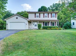 2609 Stonebridge Dr, Racine, WI 53404