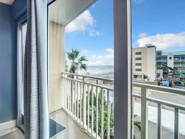 219 S Atlantic Ave #B, Daytona Beach, FL 32118