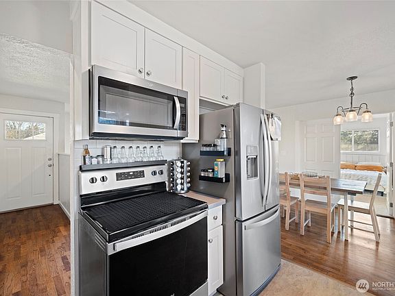 4th image of 12162 Ainsworth Avenue S