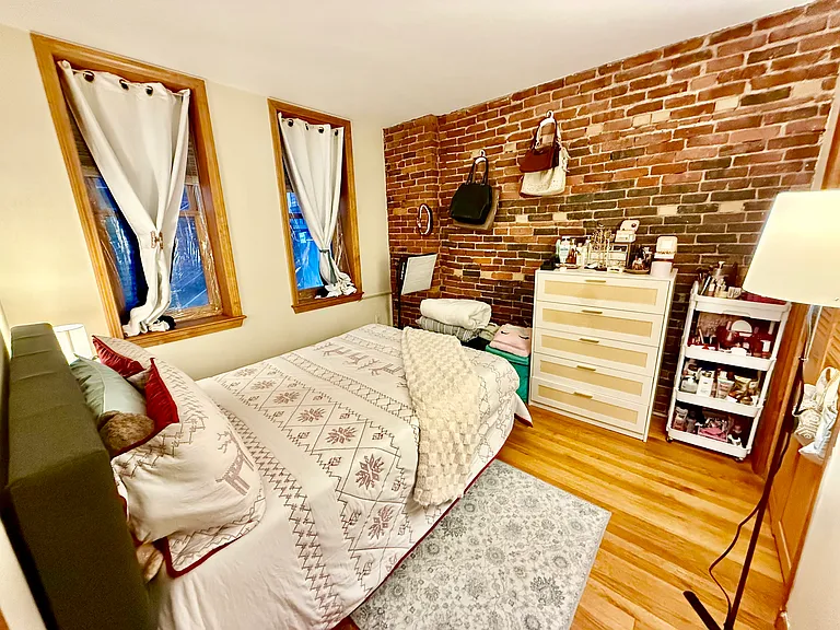 69 N Margin St #4 — Photo 6