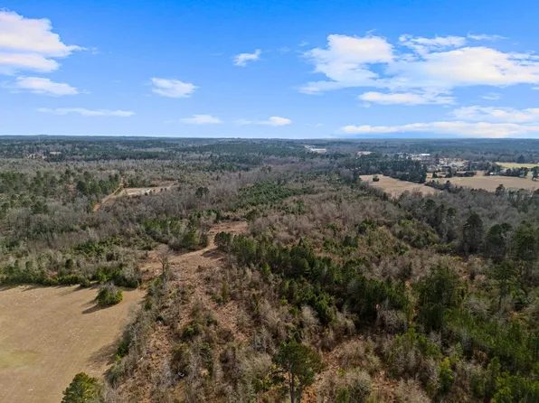 1231 Brown Rd, Longview, TX 75605