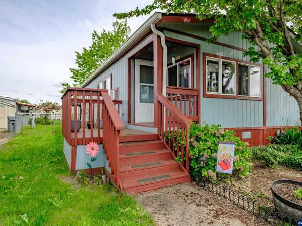 2151 Three Lakes Rd SE Unit 51, Albany, OR 97322