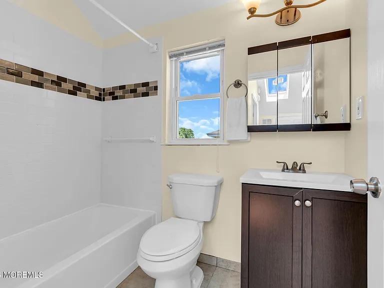 319 Arnold Ave — Photo 19