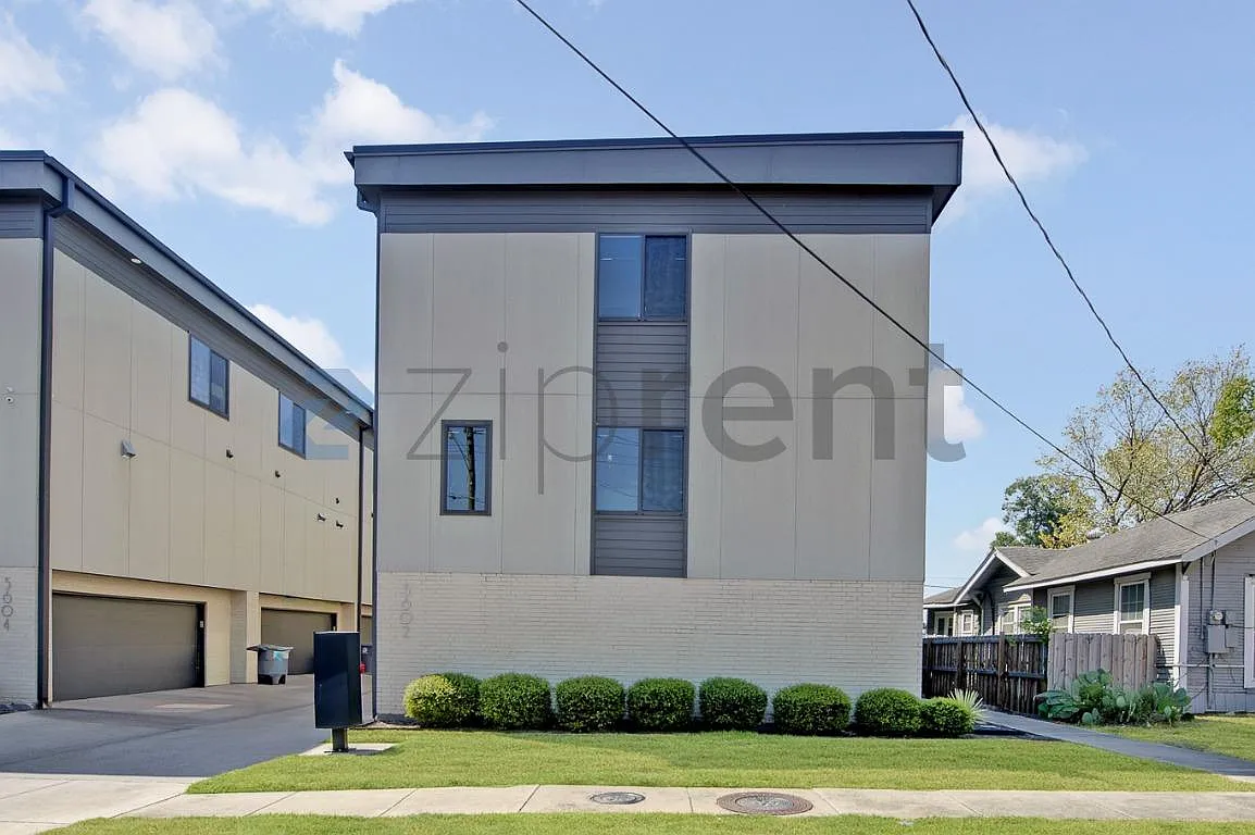 2 bed, 2.5 bath, 1460 sqft, $3,300 — Photo 1