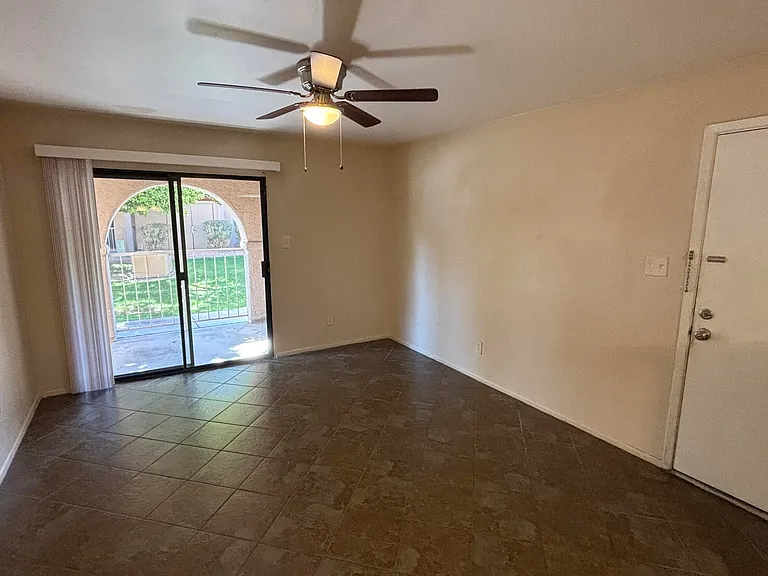5757 W Eugie Ave #1077 — Photo 5