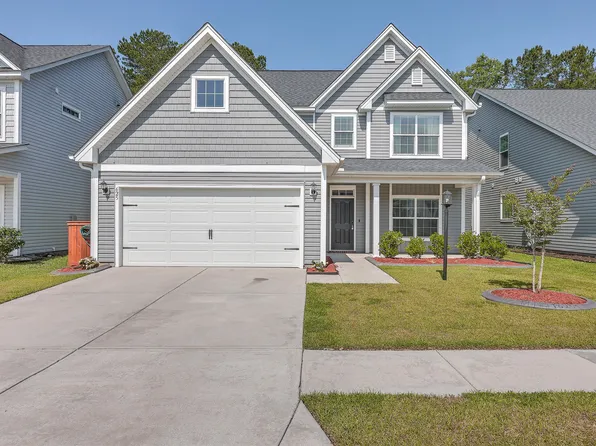 625 Pendleton Dr, Moncks Corner, SC 29461