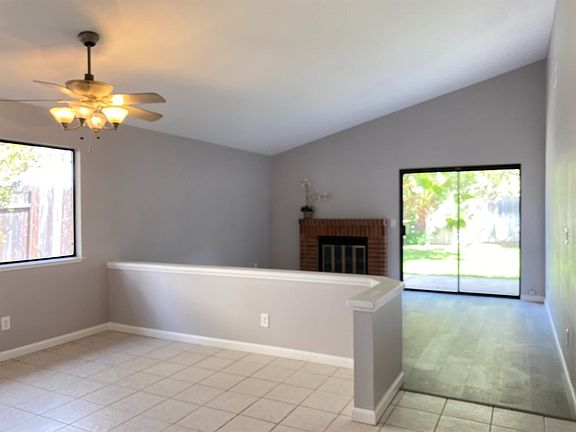4th image of 3412 Bridgeford Dr