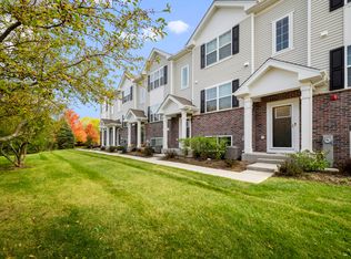 3747 Bissel Dr, Yorkville, IL 60560