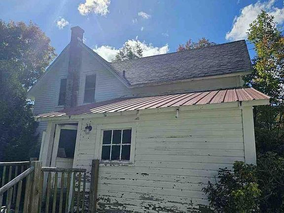 4th image of 90 Emmons St