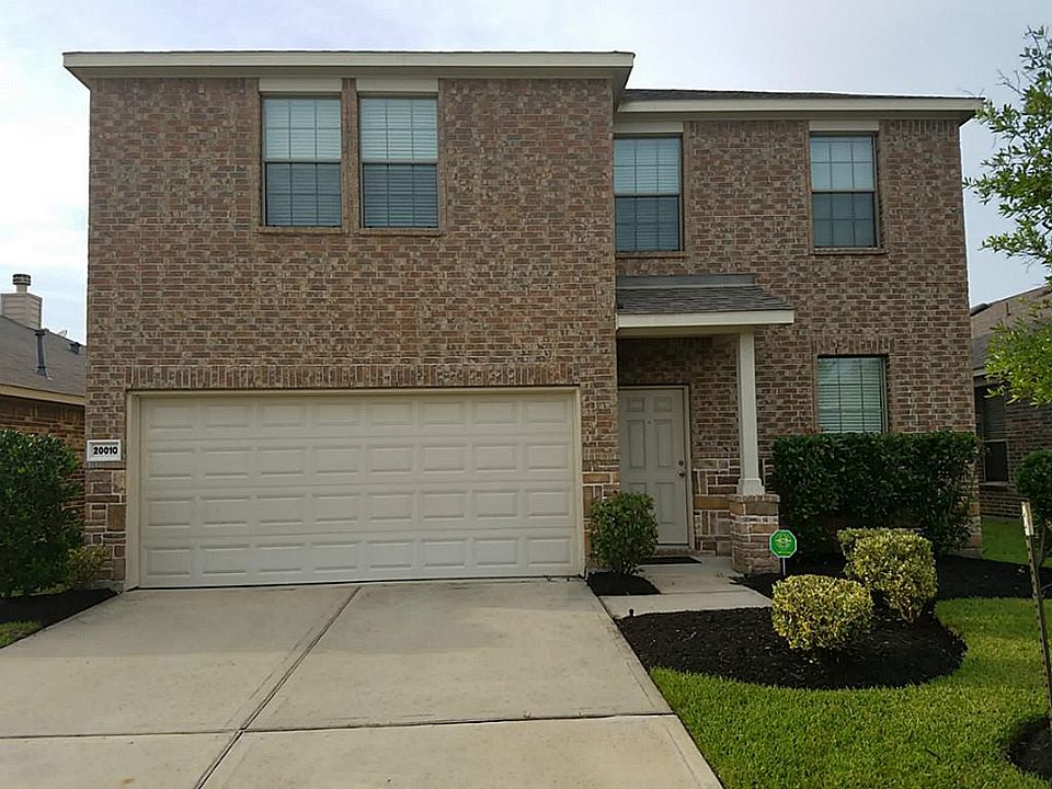 1st image of 20010 Roycroft Ln