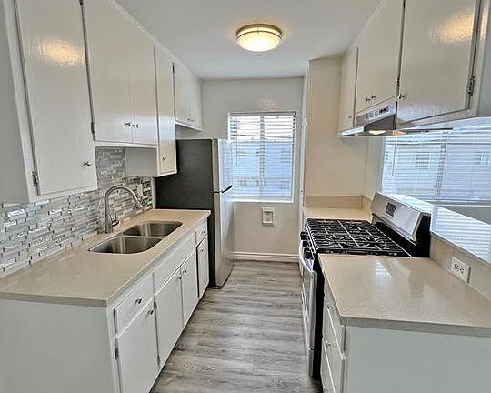 5th image of 12716 Venice Blvd APT 9