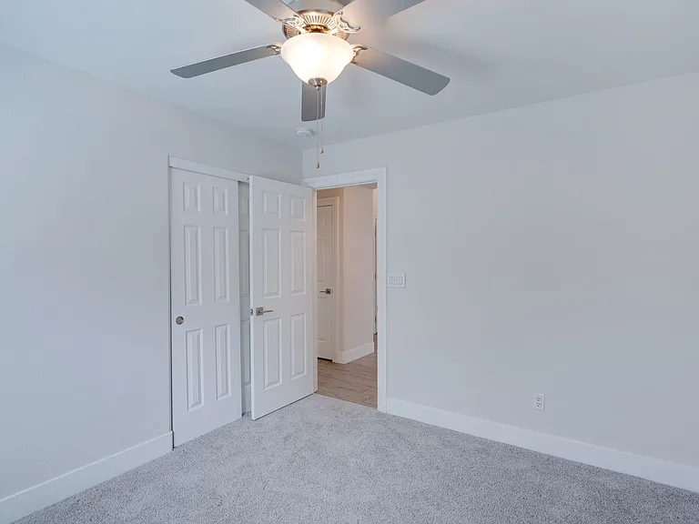 1088 Snow Roof Ave — Photo 13