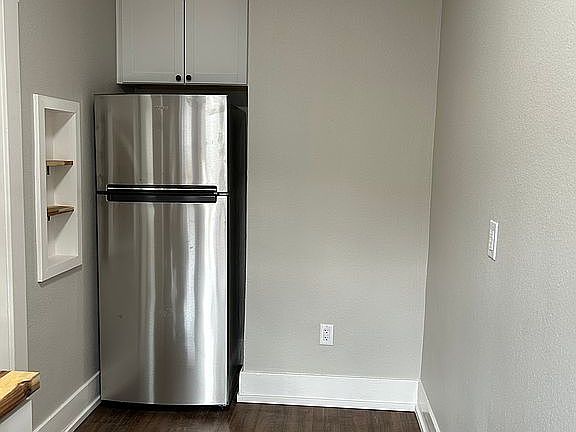 2nd image of 108 Walnut Ave