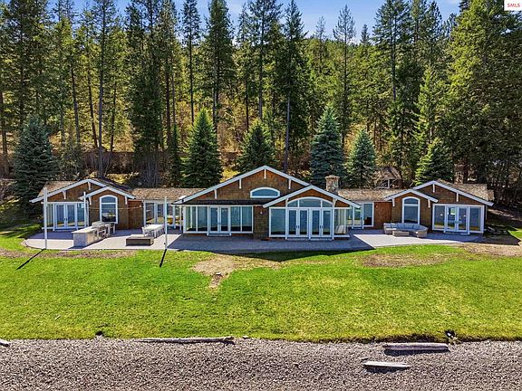 2nd image of 5015 Bottle Bay Rd