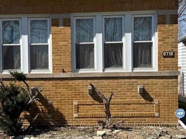 8718 S Euclid Ave, Chicago, IL 60617