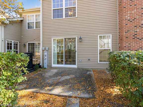 4th image of 641 Clover Hill Ln