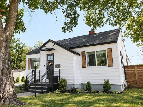 802 N 2nd St, Clinton, MO 64735
