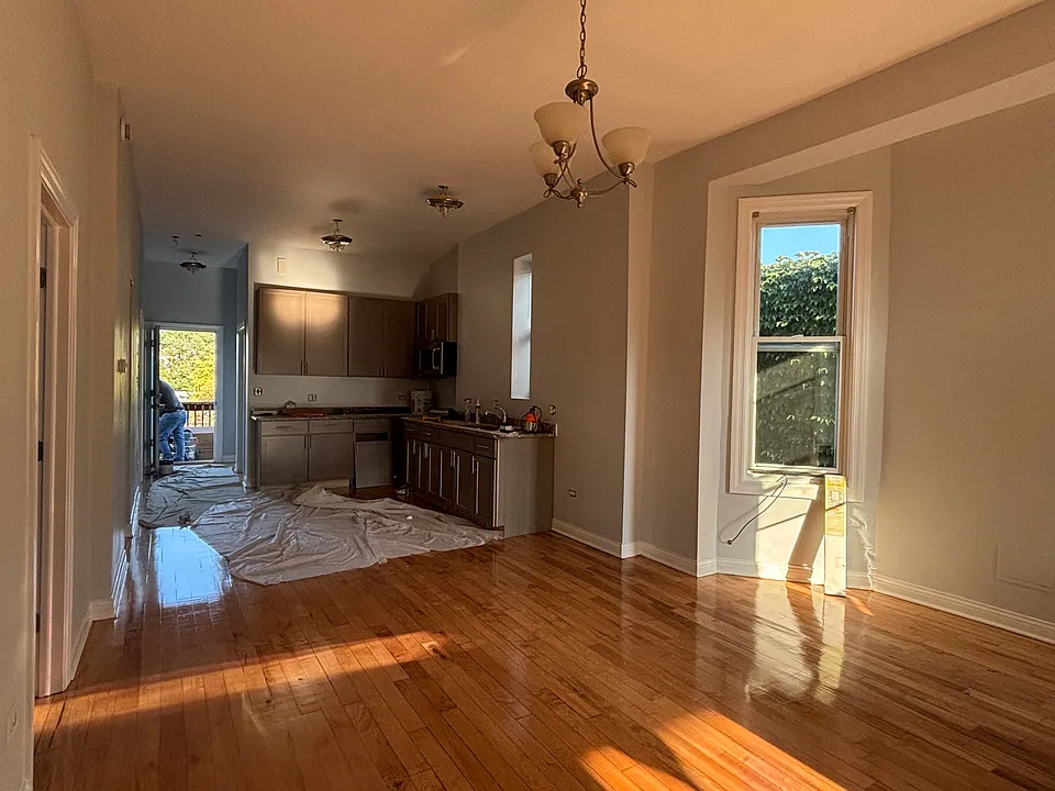 1309 S Fairfield Ave #3